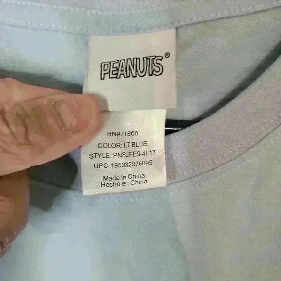 Peanuts Snoppi tee shirt light blue size large - Picture 3 of 5
